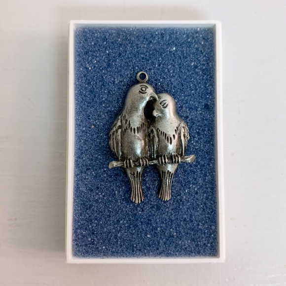Vintage Love Bird Couple Charm - Picture 1 of 4